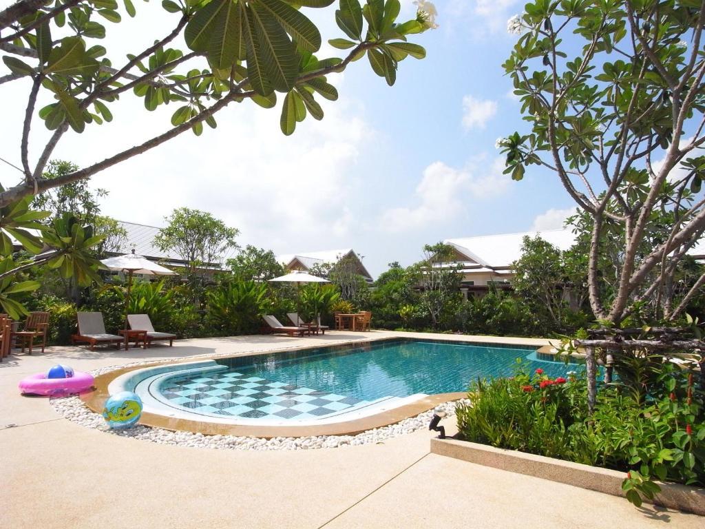 Tachawan Resort & Restaurant Chalong Buitenkant foto