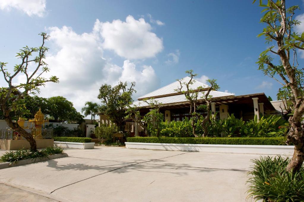 Tachawan Resort & Restaurant Chalong Buitenkant foto